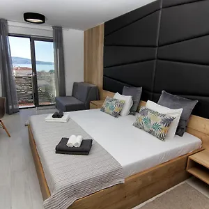 Azur Bed & Breakfast