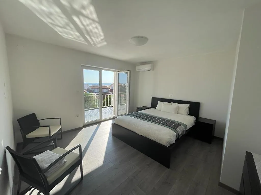 Apartman Vieler Sterne Novi Vinodolski 0*,  Croatia